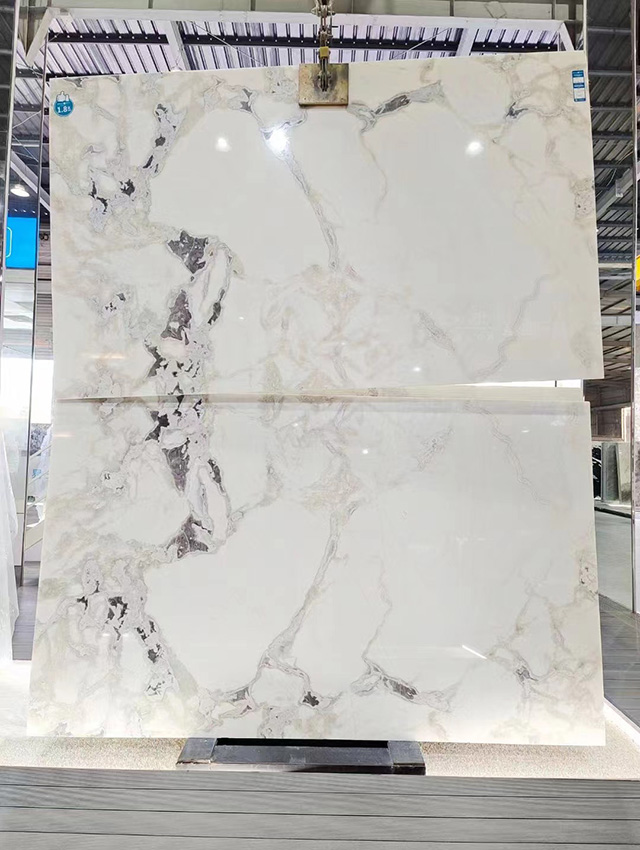 Eggshell white marble slabs